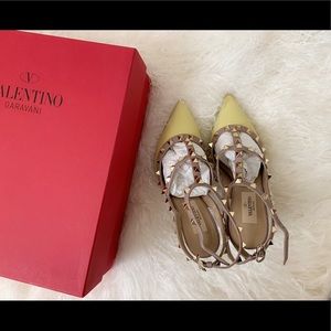 Valentino Rockstud Pump 100mm